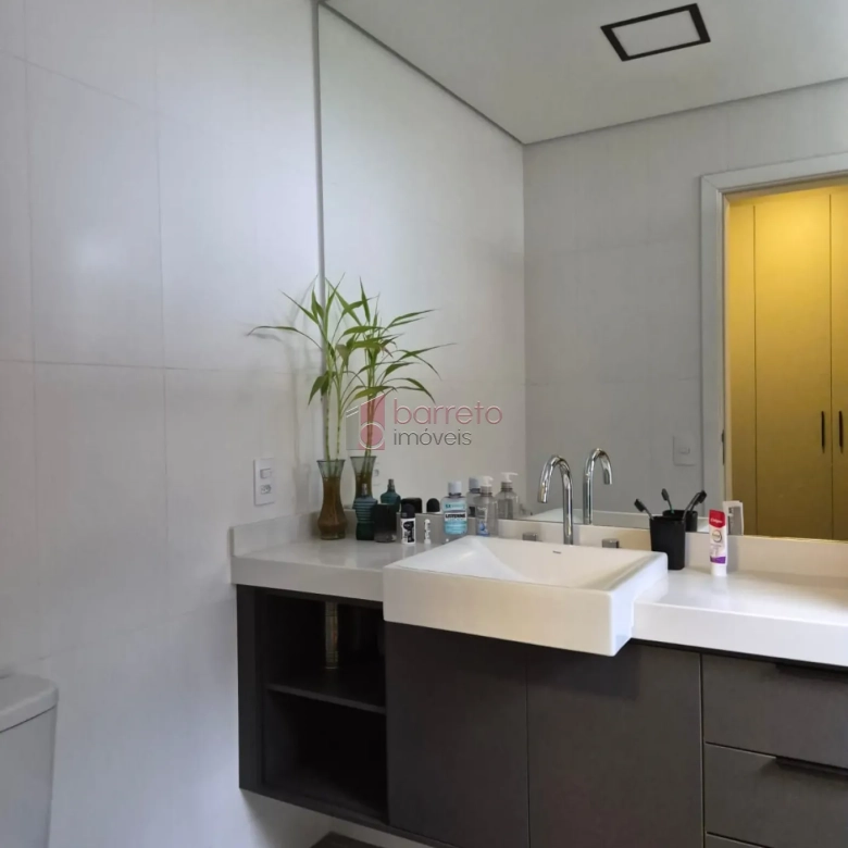 APARTAMENTO À VENDA NO CONDOMÍNIO TERRAÇO VILA BELA JUNDIAÍ/SP