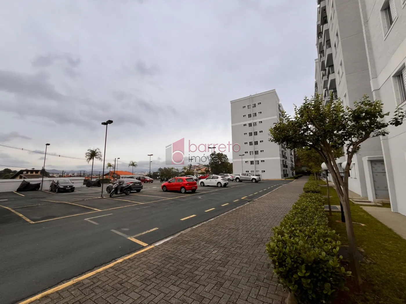 APARTAMENTO PARA VENDA E LOCAÇÃO NO EDIFÍCIO TORRES DO CAXAMBU – JUNDIAÍ/SP