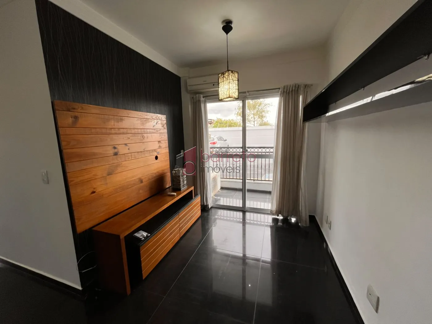 APARTAMENTO PARA VENDA E LOCAÇÃO NO EDIFÍCIO TORRES DO CAXAMBU – JUNDIAÍ/SP