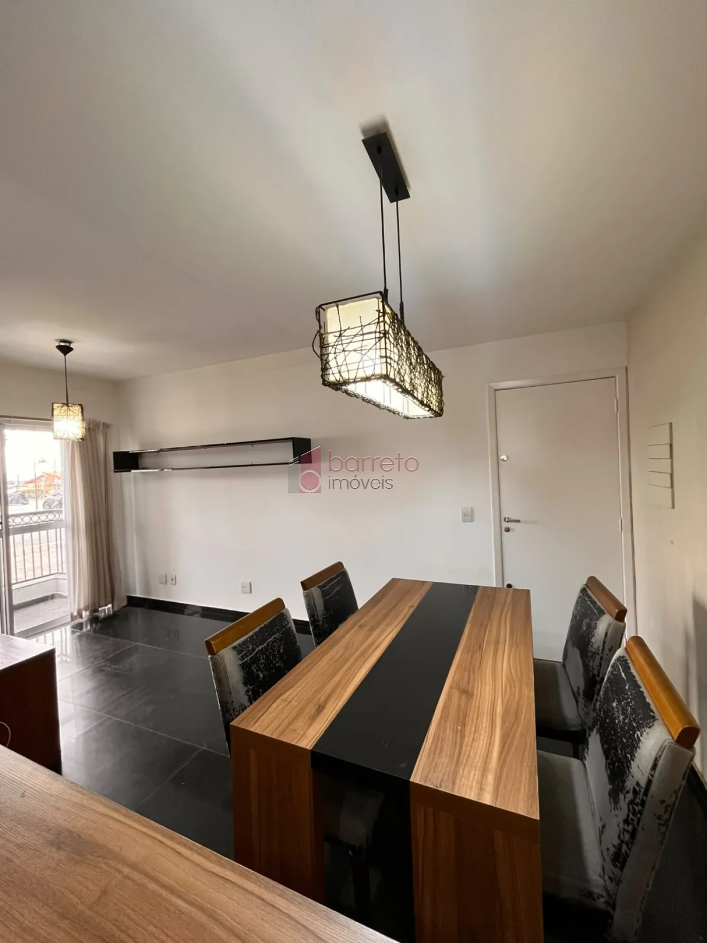 APARTAMENTO PARA VENDA E LOCAÇÃO NO EDIFÍCIO TORRES DO CAXAMBU – JUNDIAÍ/SP