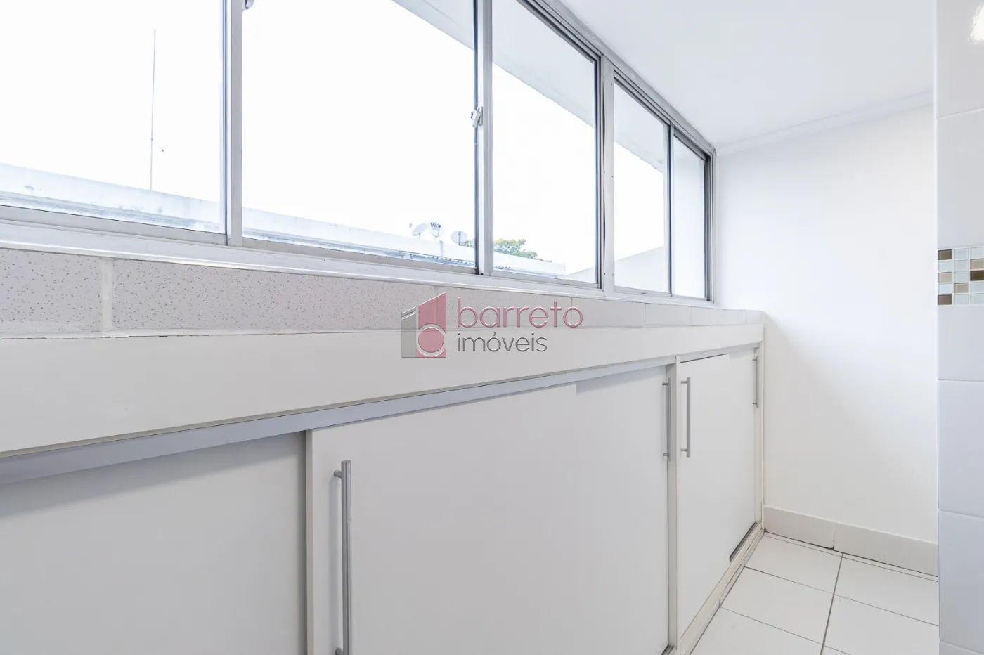 APARTAMENTO À VENDA NO CONDOMÍNIO IPÊ NO BAIRRO PARQUE CECAP EM JUNDIAÍ/SP