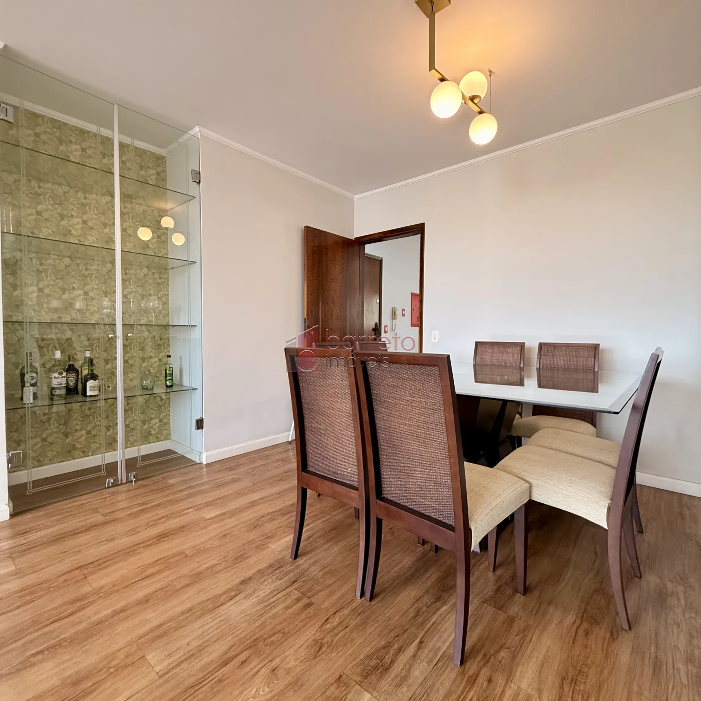 APARTAMENTO À VENDA NO EDIFÍCIO PETRONILHA – CENTRO – JUNDIAÍ/SP
