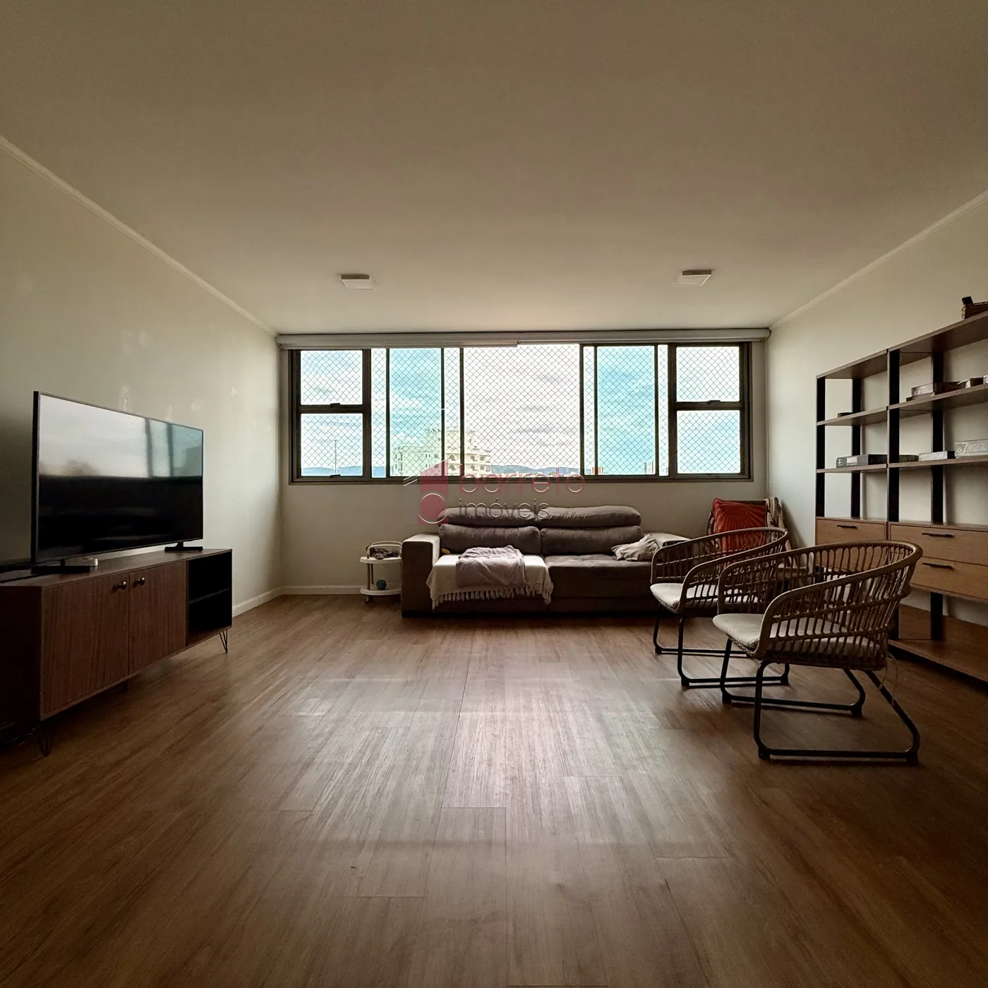 APARTAMENTO À VENDA NO EDIFÍCIO PETRONILHA – CENTRO – JUNDIAÍ/SP