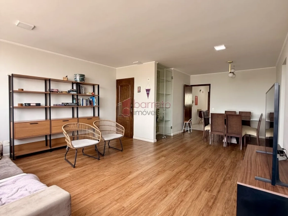 APARTAMENTO À VENDA NO EDIFÍCIO PETRONILHA – CENTRO – JUNDIAÍ/SP