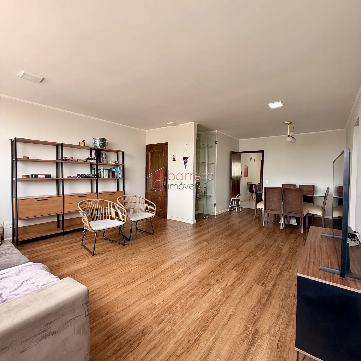 APARTAMENTO À VENDA NO EDIFÍCIO PETRONILHA – CENTRO – JUNDIAÍ/SP
