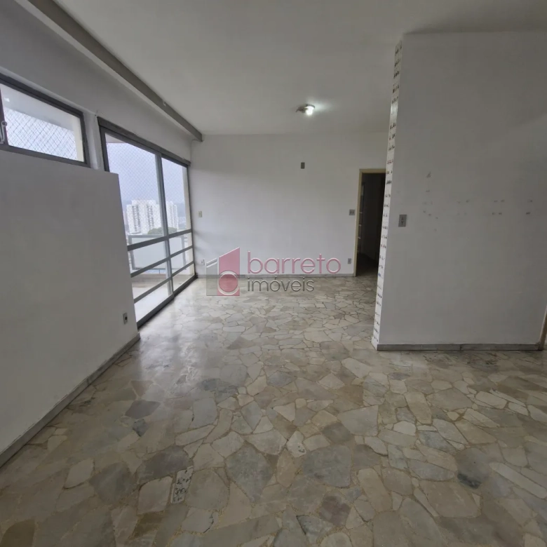 APARTAMENTO À VENDA NO EDIFÍCIO PENTEADO NO CENTRO DE JUNDIAÍ/SP
