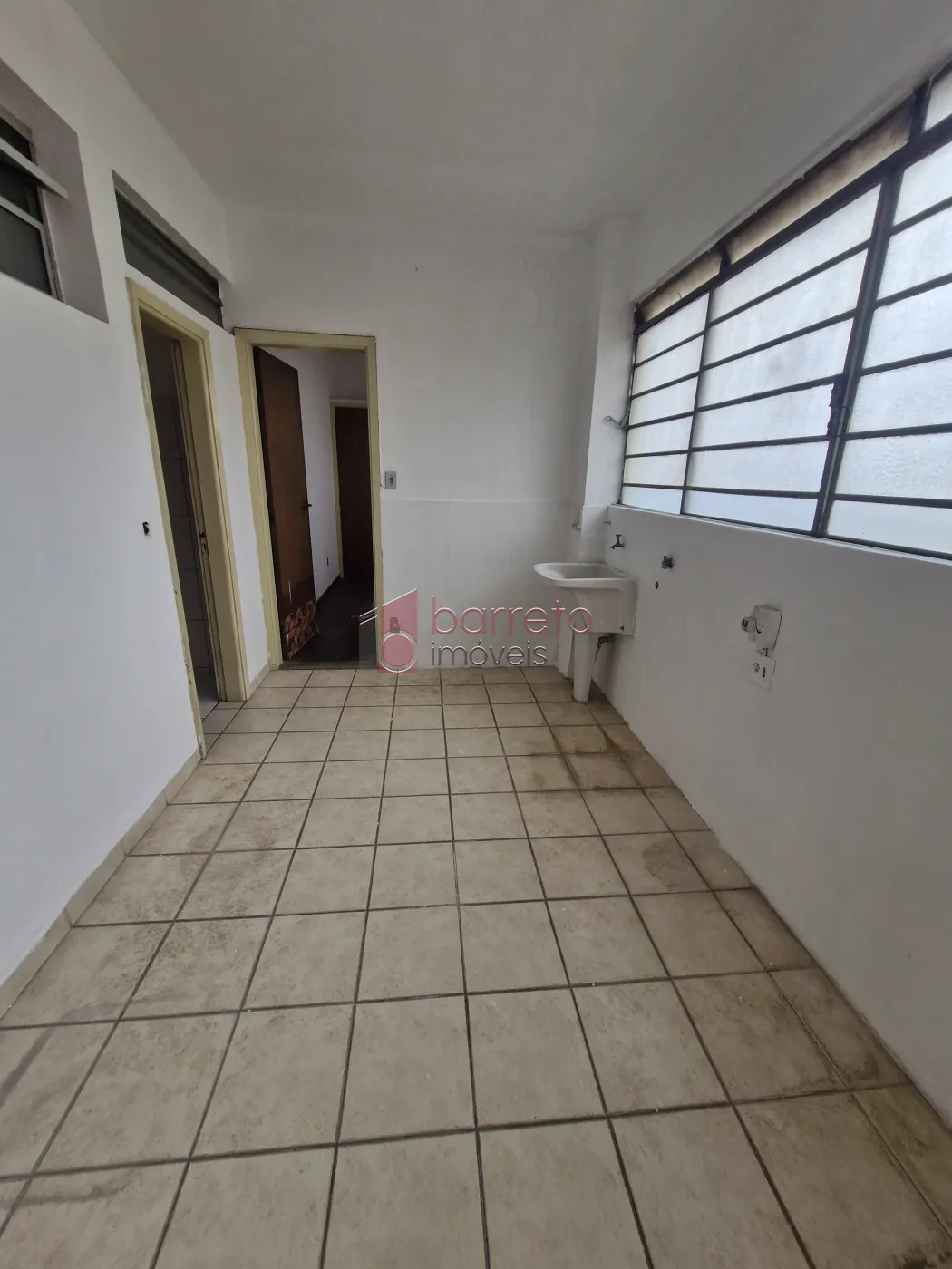APARTAMENTO À VENDA NO EDIFÍCIO PENTEADO NO CENTRO DE JUNDIAÍ/SP