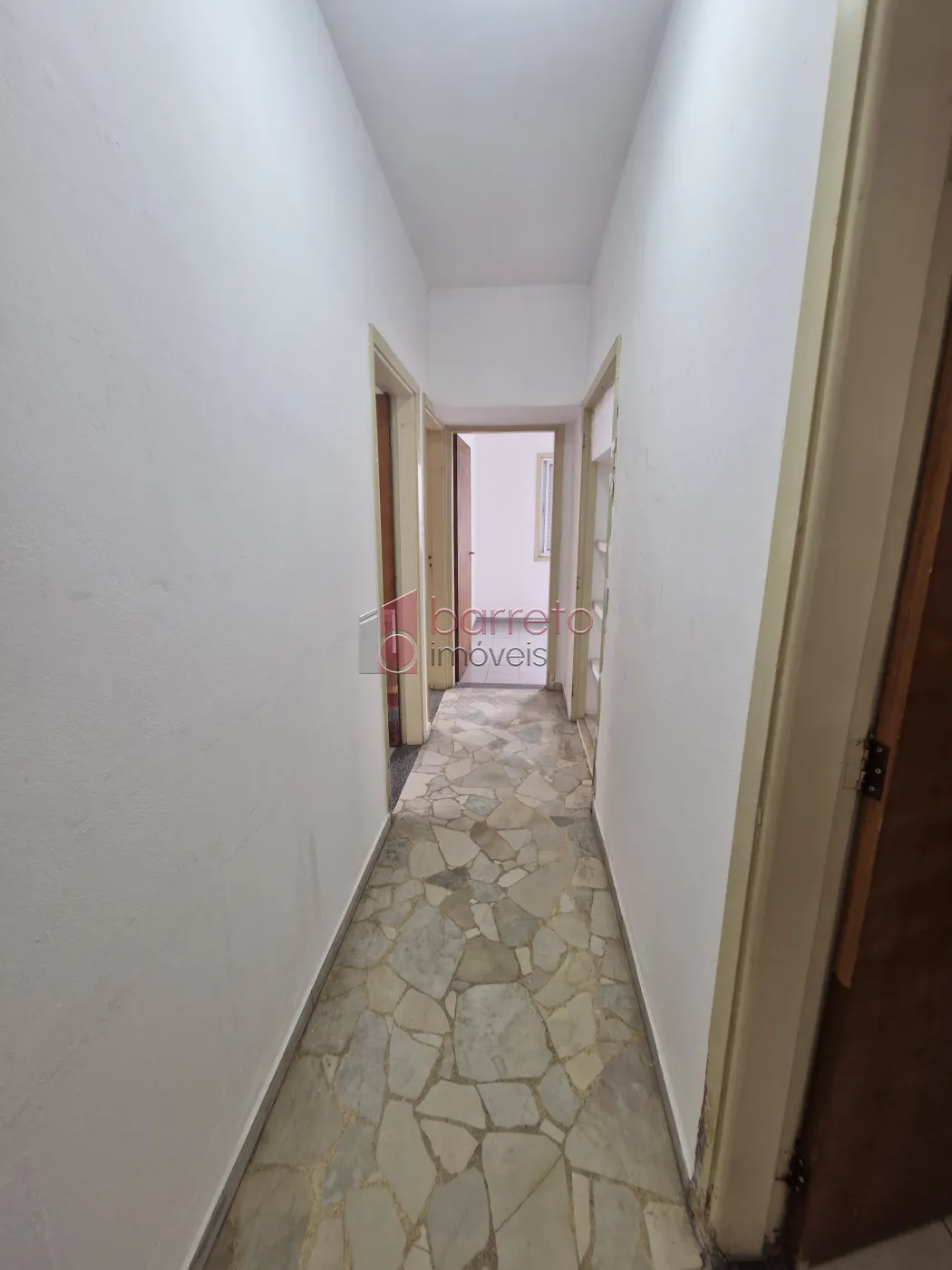APARTAMENTO À VENDA NO EDIFÍCIO PENTEADO NO CENTRO DE JUNDIAÍ/SP