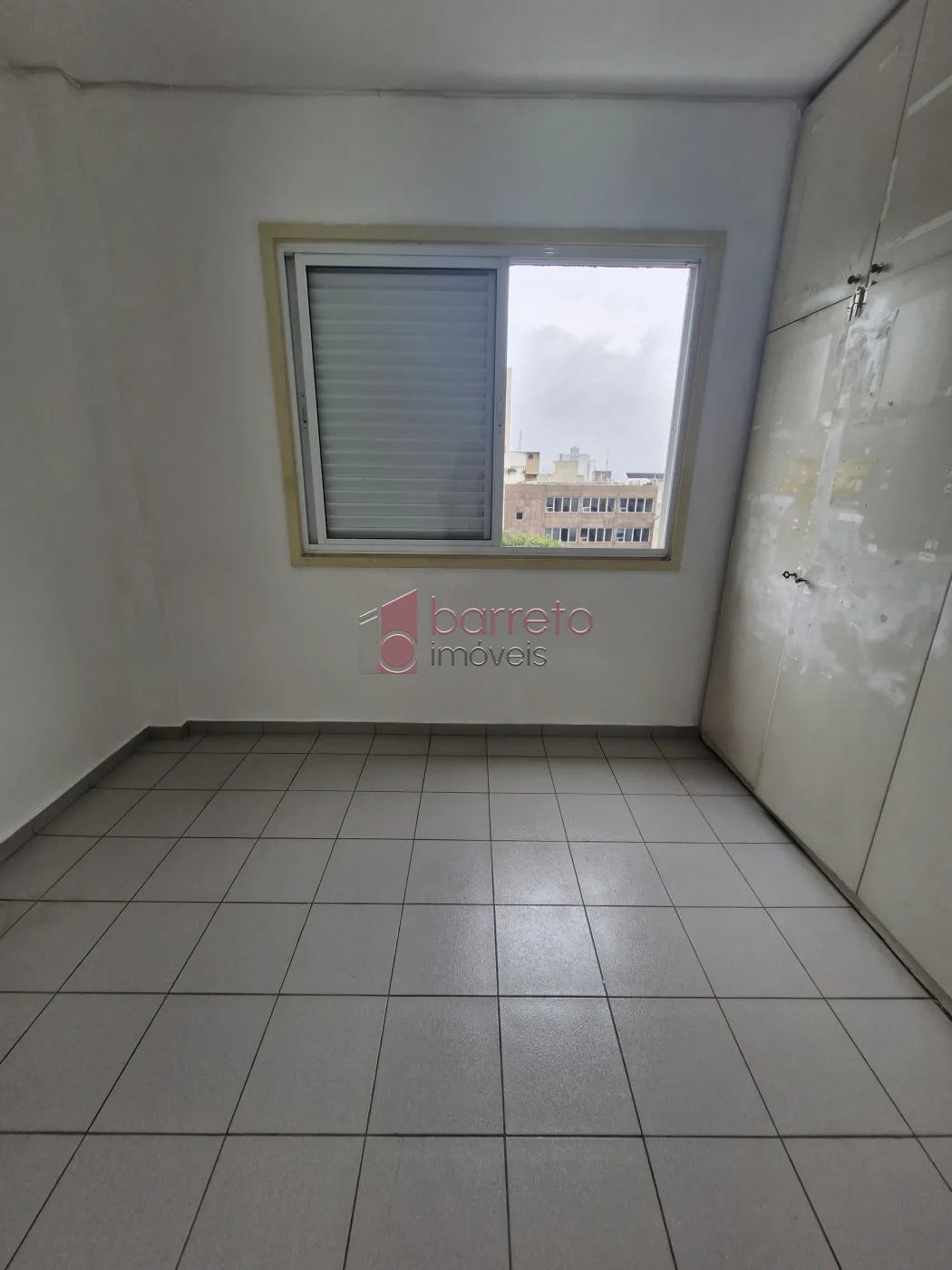 APARTAMENTO À VENDA NO EDIFÍCIO PENTEADO NO CENTRO DE JUNDIAÍ/SP