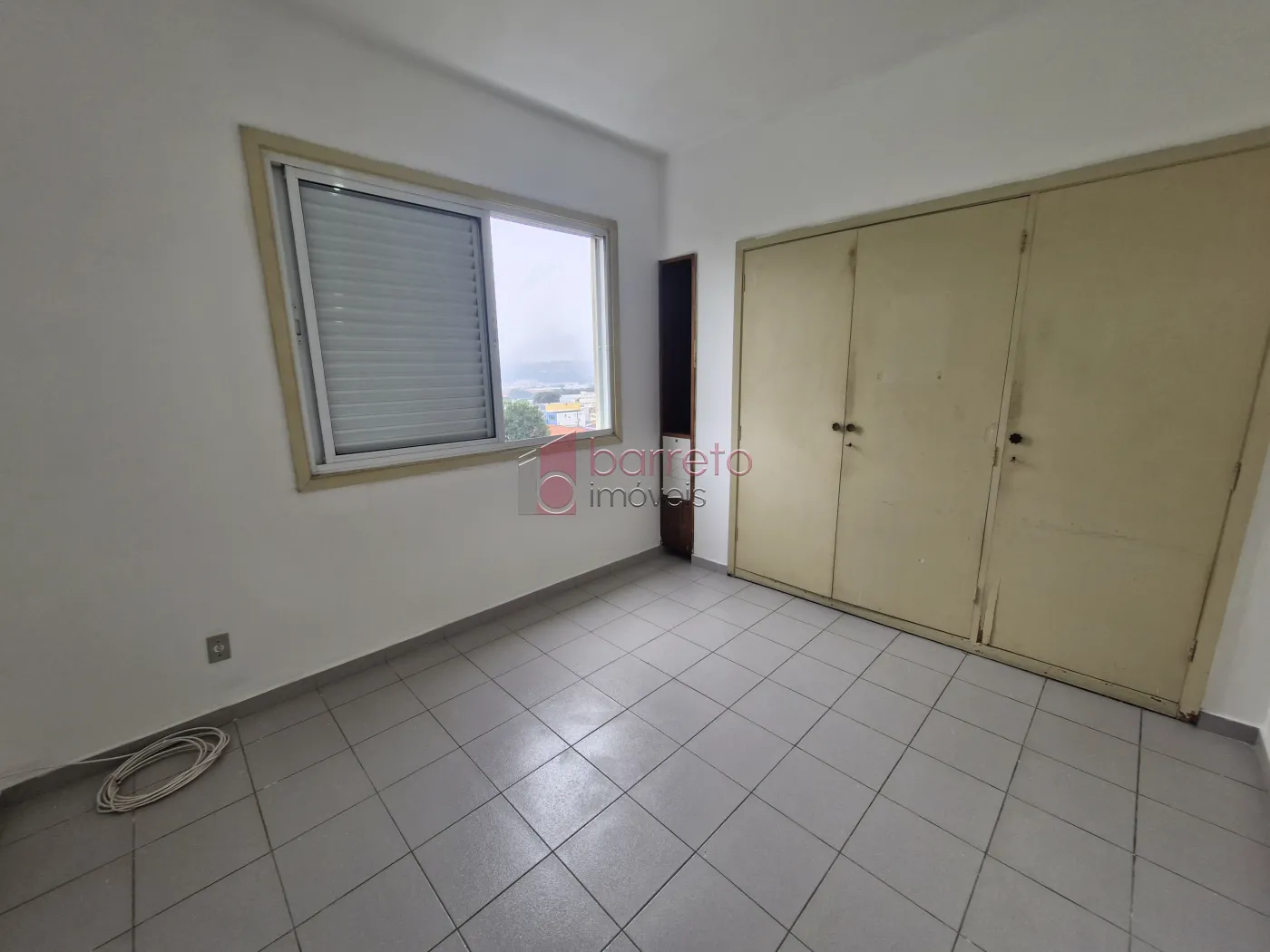 APARTAMENTO À VENDA NO EDIFÍCIO PENTEADO NO CENTRO DE JUNDIAÍ/SP