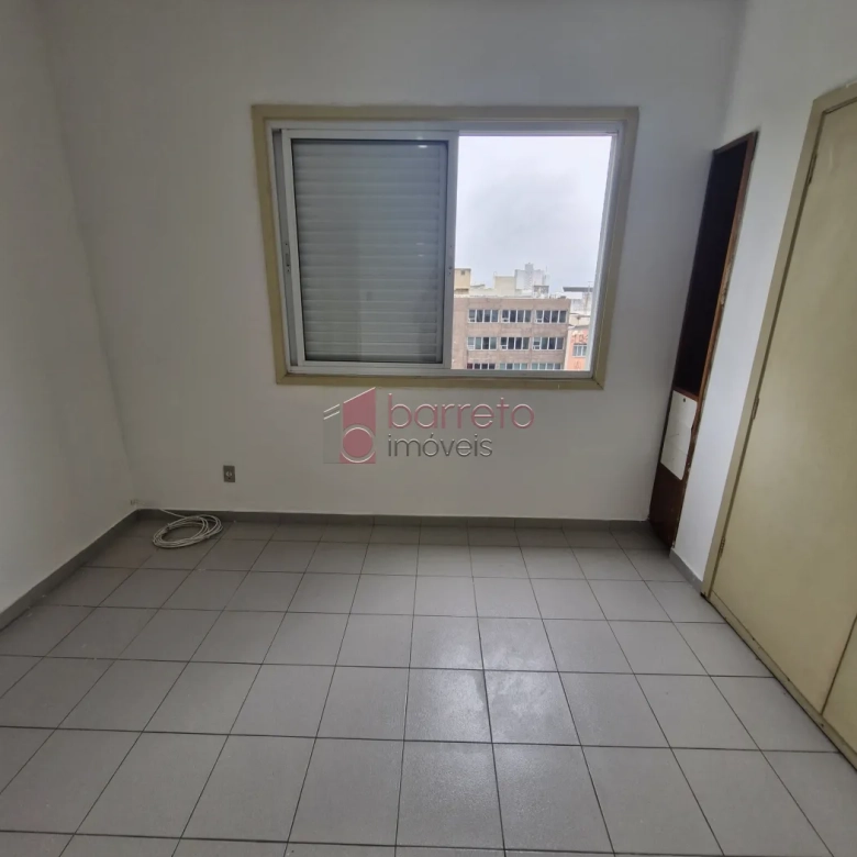 APARTAMENTO À VENDA NO EDIFÍCIO PENTEADO NO CENTRO DE JUNDIAÍ/SP