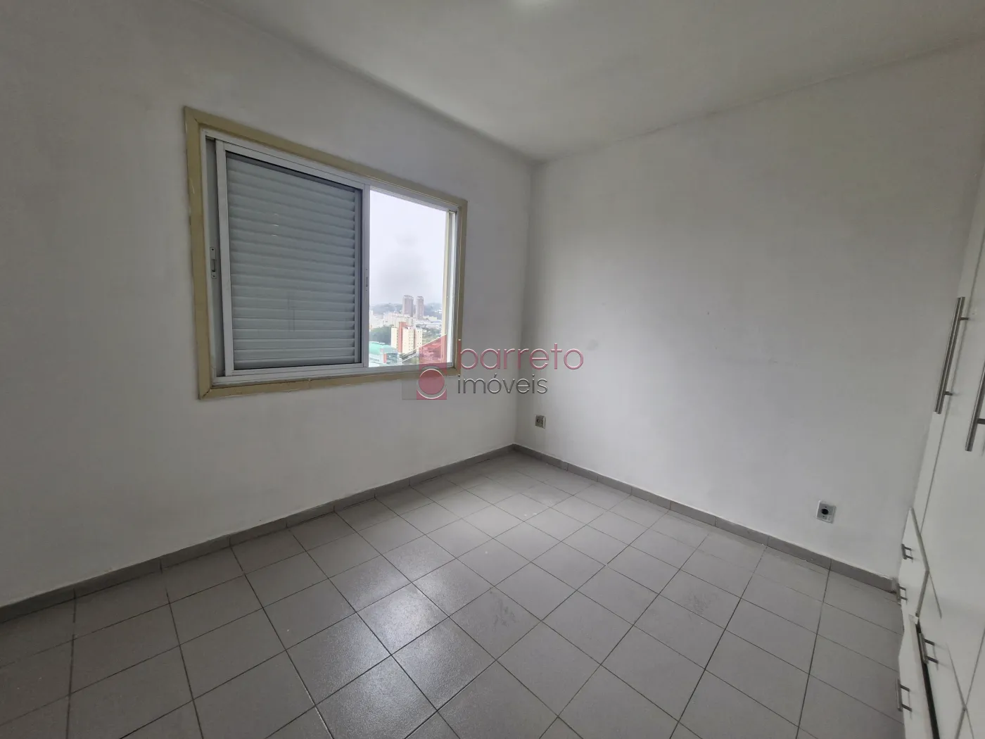 APARTAMENTO À VENDA NO EDIFÍCIO PENTEADO NO CENTRO DE JUNDIAÍ/SP