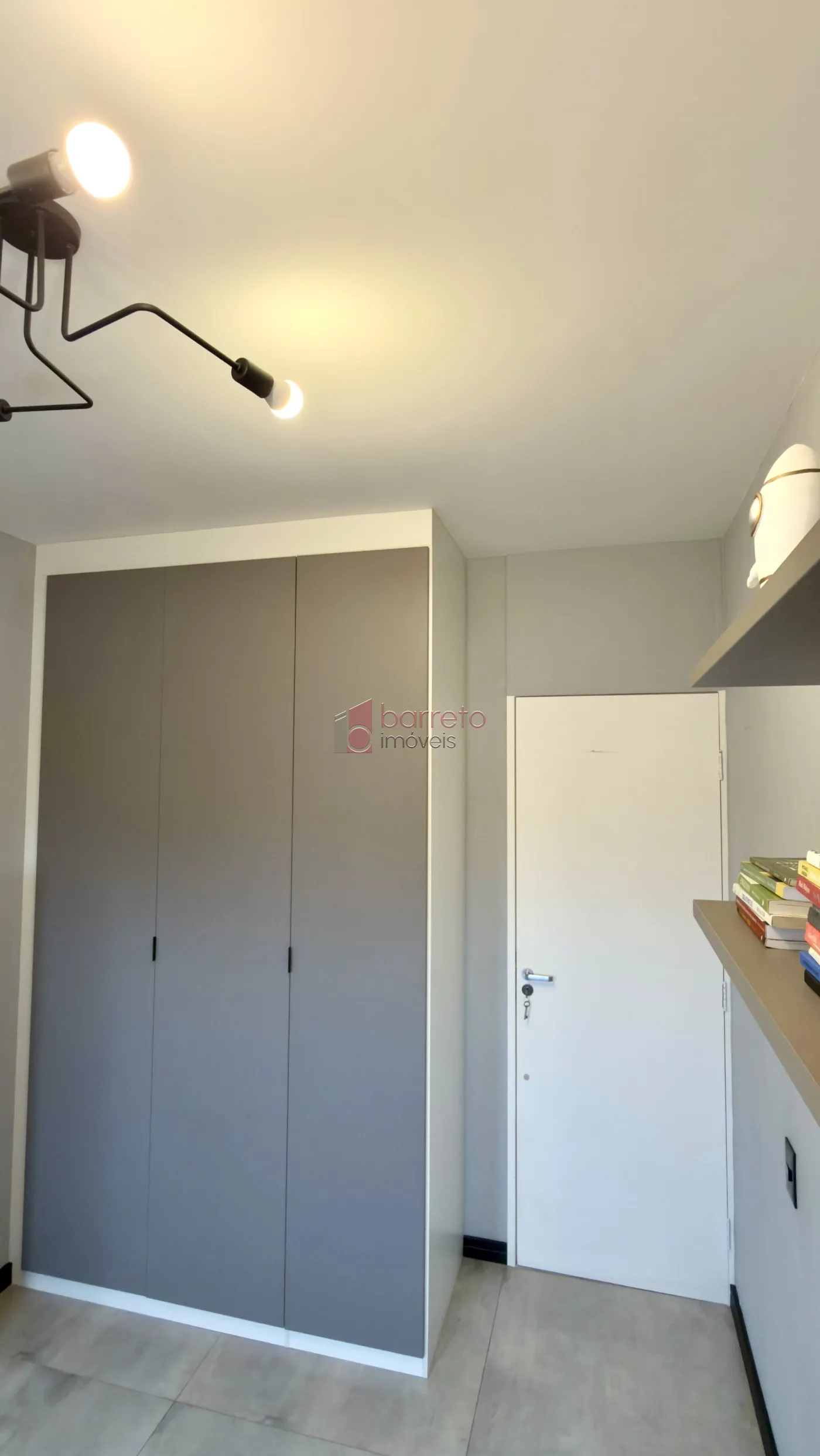 APARTAMENTO MOBILIADO À VENDA NO CONDOMÍNIO GRAND CLUB – JUNDIAÍ/SP