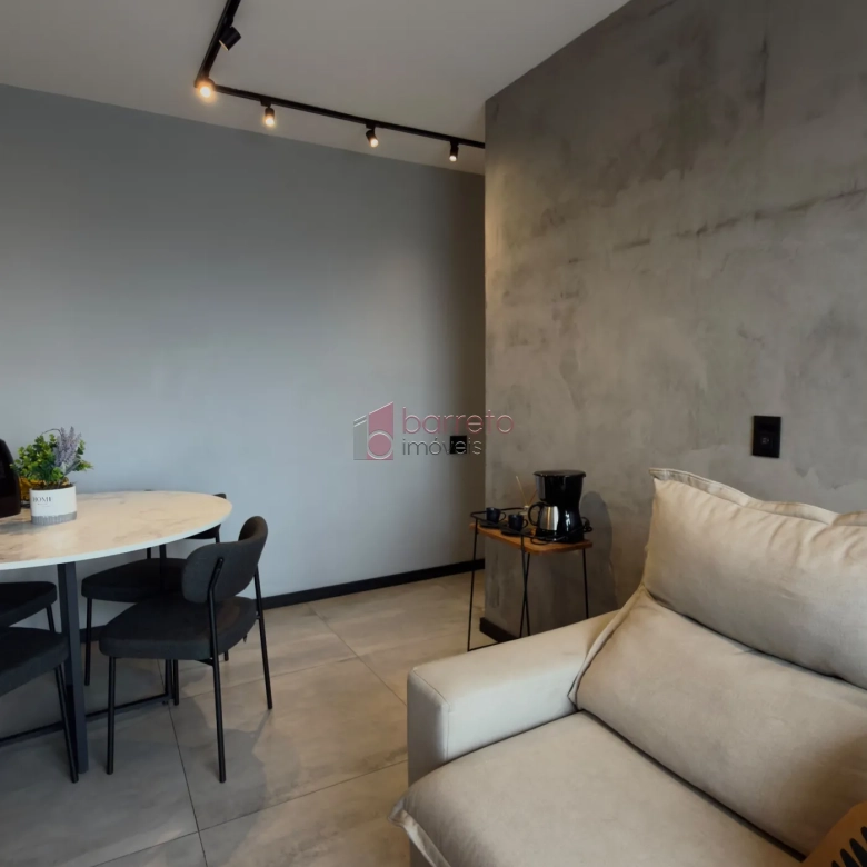 APARTAMENTO MOBILIADO À VENDA NO CONDOMÍNIO GRAND CLUB – JUNDIAÍ/SP
