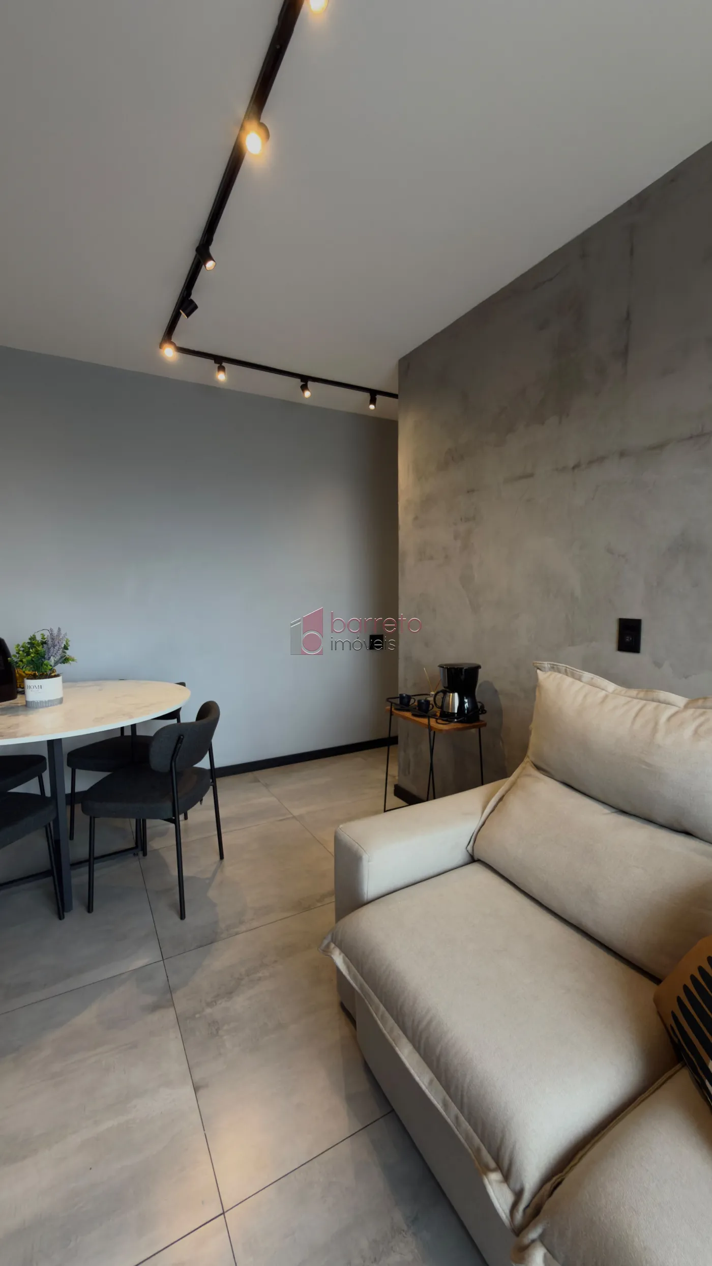 APARTAMENTO MOBILIADO À VENDA NO CONDOMÍNIO GRAND CLUB – JUNDIAÍ/SP