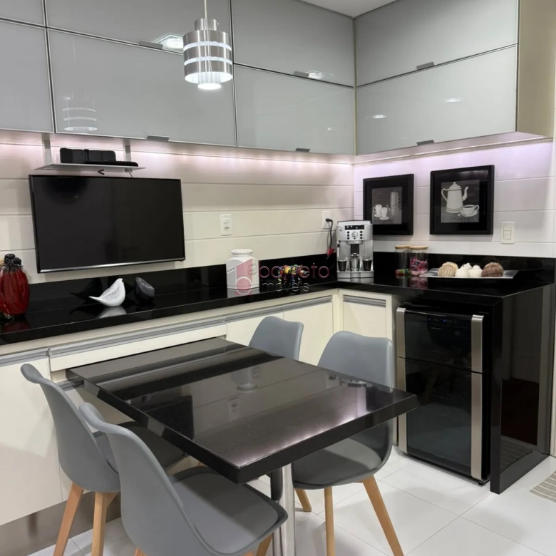 APARTAMENTO À VENDA NO CONDOMÍNIO CAMPOS ELÍSIOS EM JUNDIAÍ/SP