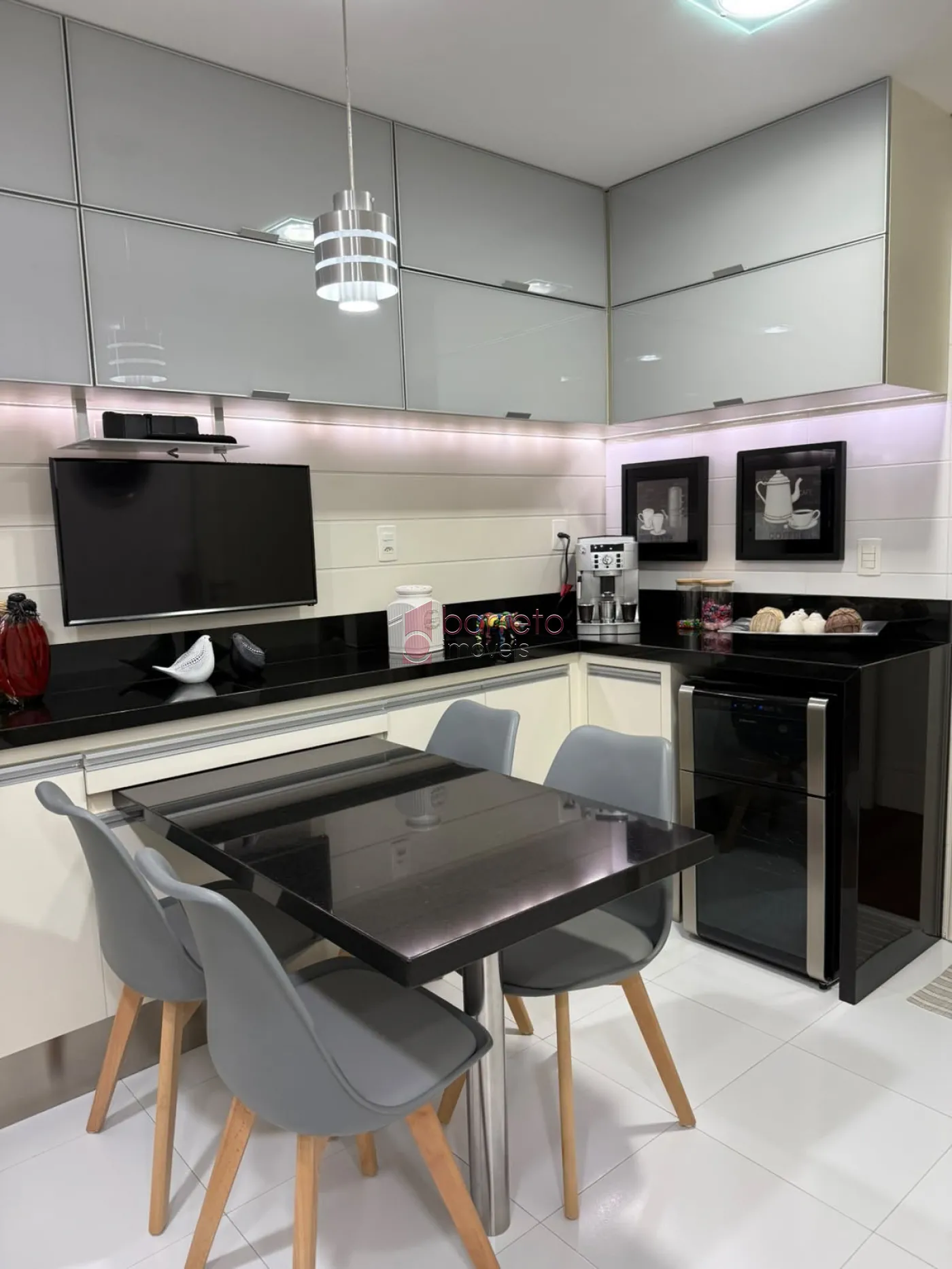 APARTAMENTO À VENDA NO CONDOMÍNIO CAMPOS ELÍSIOS EM JUNDIAÍ/SP