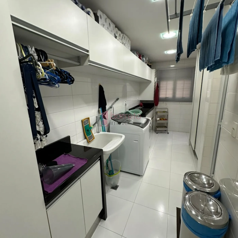 APARTAMENTO À VENDA NO CONDOMÍNIO CAMPOS ELÍSIOS EM JUNDIAÍ/SP