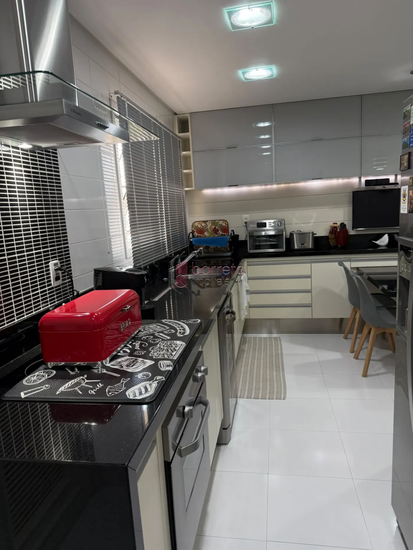 APARTAMENTO À VENDA NO CONDOMÍNIO CAMPOS ELÍSIOS EM JUNDIAÍ/SP