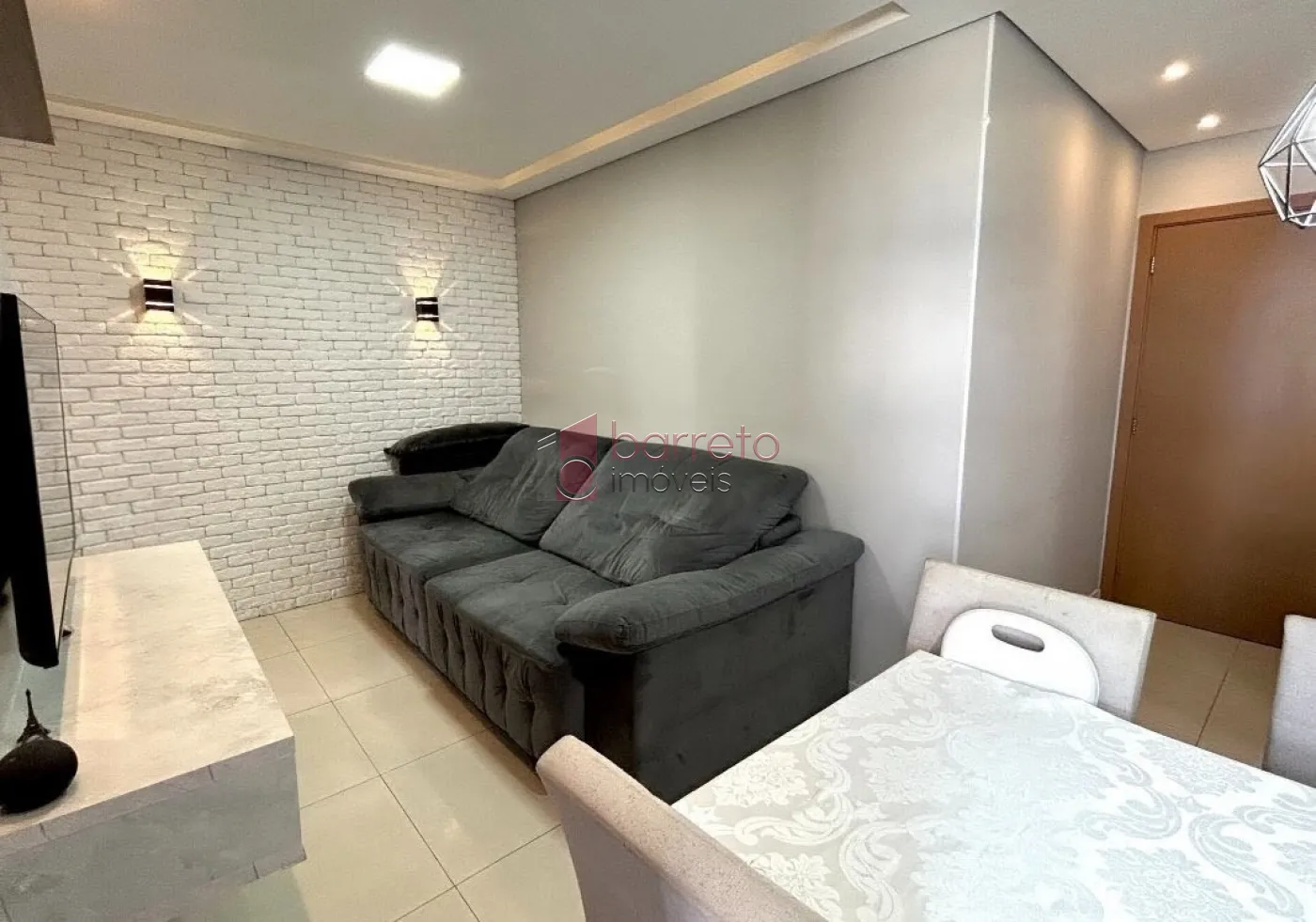 APARTAMENTO COM 02 QUARTOS À VENDA NO CONDOMÍNIO ALTOS DA SAMUEL MARTINS – JARDIM DO LAGO – JUNDIAÍ/SP
