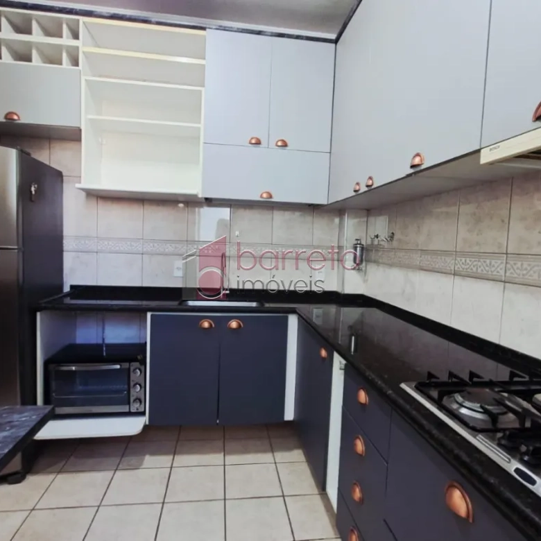 APARTAMENTO MOBILIADO PARA VENDA E LOCAÇÃO NO CONDOMÍNIO CHÁCARA DAS FLORES II – JUNDIAÍ/SP