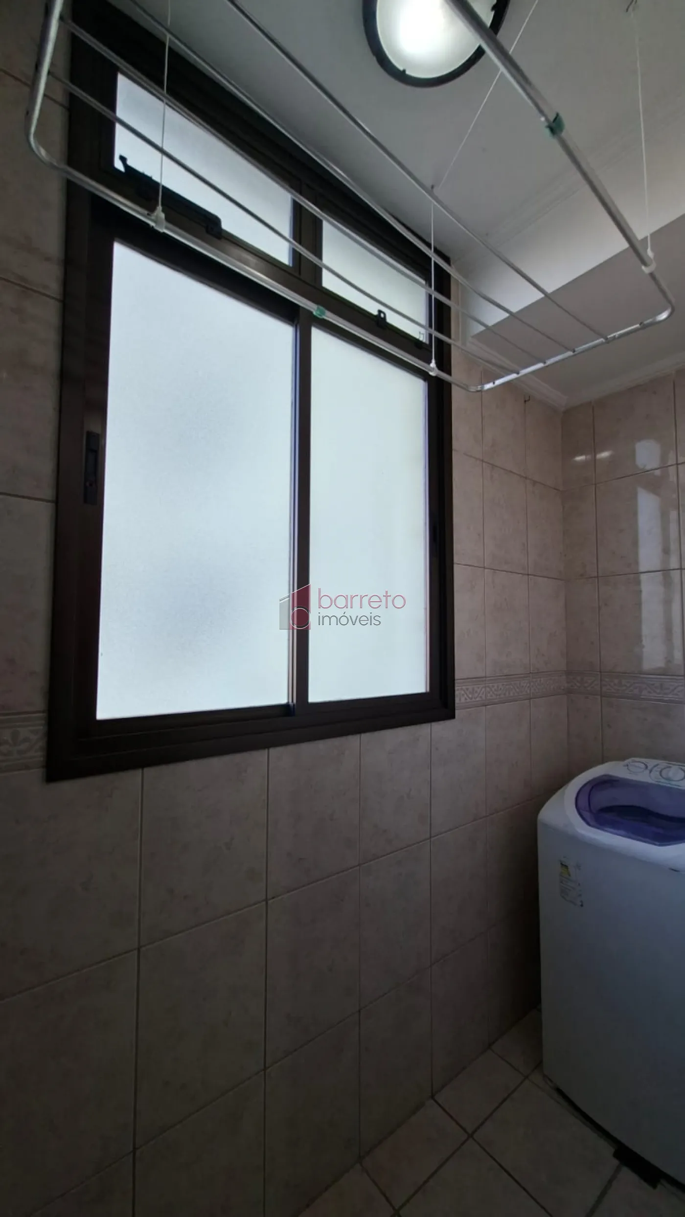 APARTAMENTO MOBILIADO PARA VENDA E LOCAÇÃO NO CONDOMÍNIO CHÁCARA DAS FLORES II – JUNDIAÍ/SP