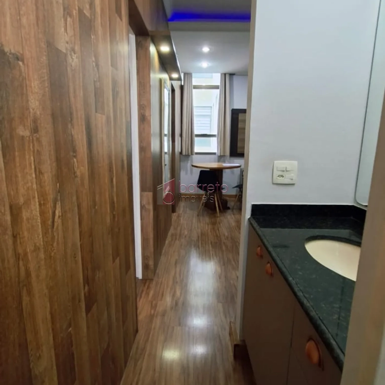 APARTAMENTO MOBILIADO PARA VENDA E LOCAÇÃO NO CONDOMÍNIO CHÁCARA DAS FLORES II – JUNDIAÍ/SP