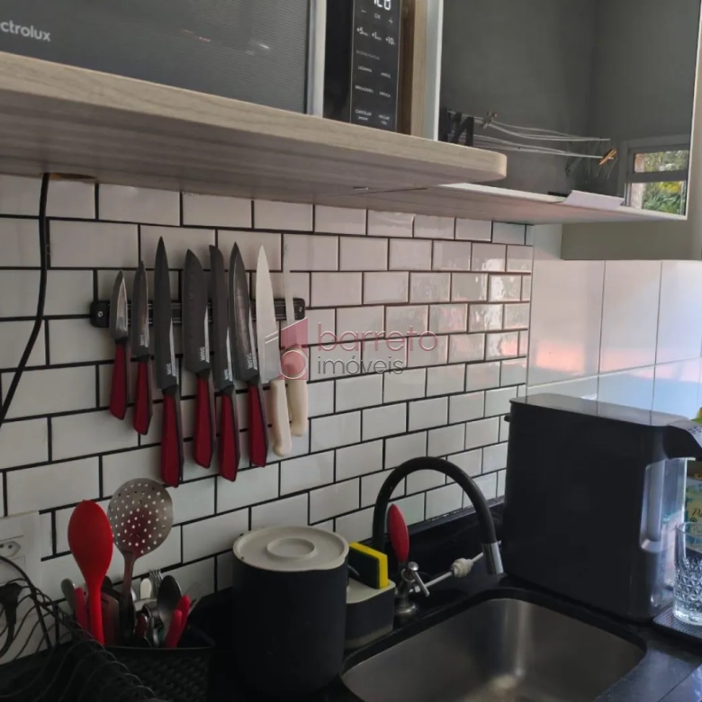 APARTAMENTO À VENDA NO CONDOMÍNIO VITÓRIA EM JUNDIAÍ/SP