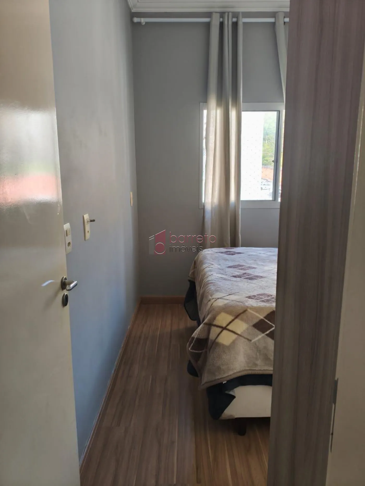 APARTAMENTO À VENDA NO CONDOMÍNIO VITÓRIA EM JUNDIAÍ/SP
