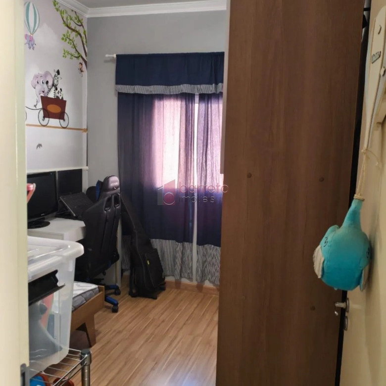 APARTAMENTO À VENDA NO CONDOMÍNIO VITÓRIA EM JUNDIAÍ/SP