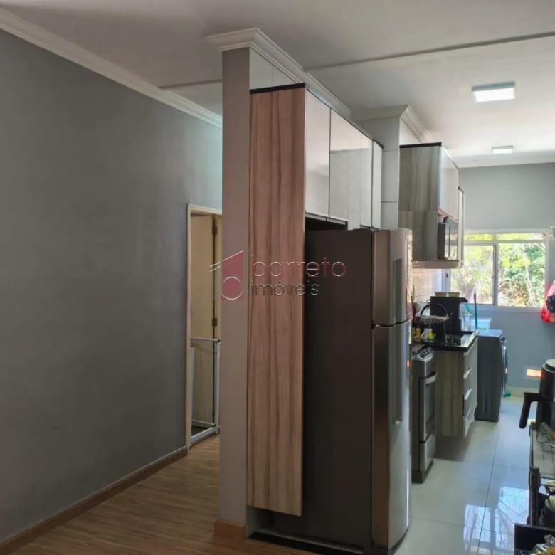 APARTAMENTO À VENDA NO CONDOMÍNIO VITÓRIA EM JUNDIAÍ/SP
