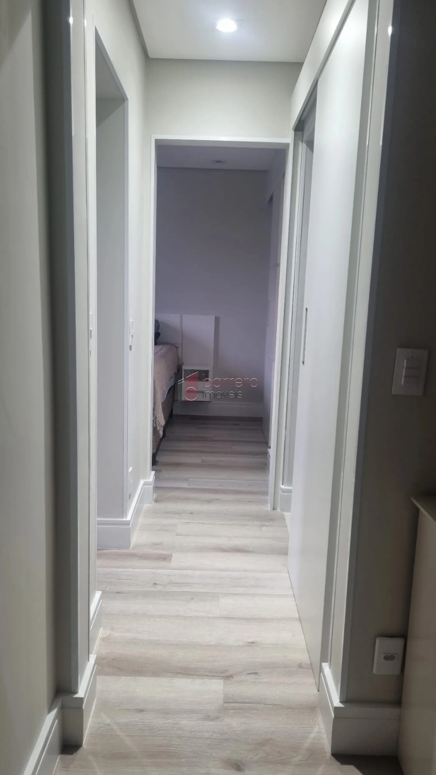 APARTAMENTO À VENDA NO CONDOMÍNIO MORADA DO BARÃO EM JUNDIAÍ/SP
