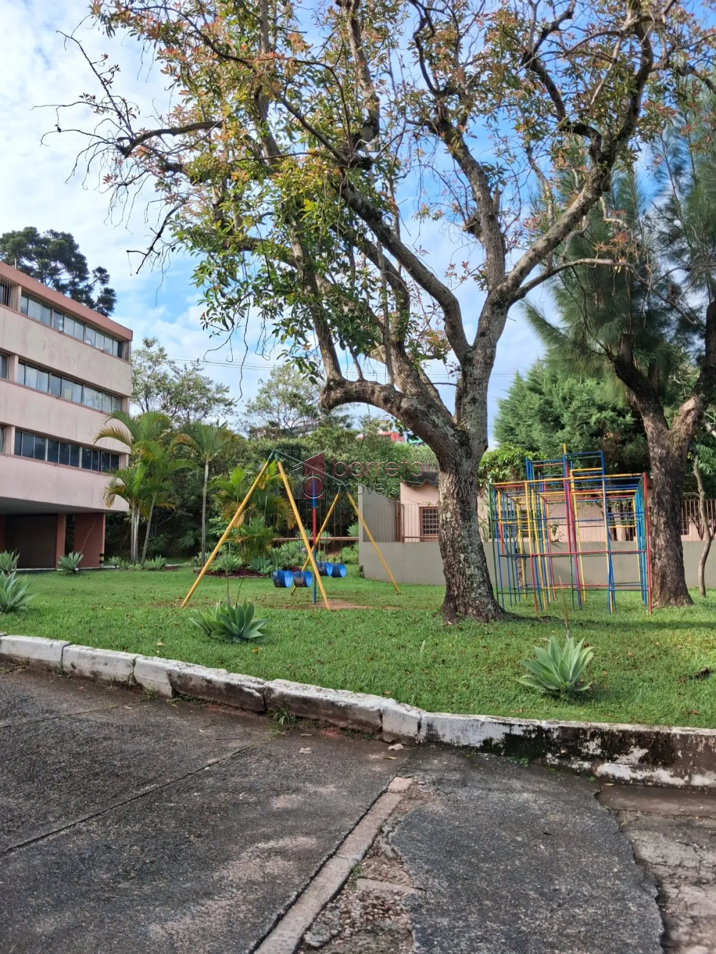 APARTAMENTO PARA LOCAÇÃO NO CONDOMÍNIO CEREJEIRAS – JUNDIAÍ/SP