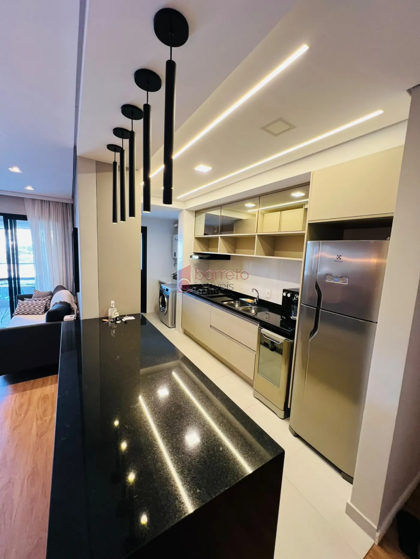 APARTAMENTO MOBILIADO PARA LOCAÇÃO NO CONDOMÍNIO ODEON – JUNDIAÍ/SP