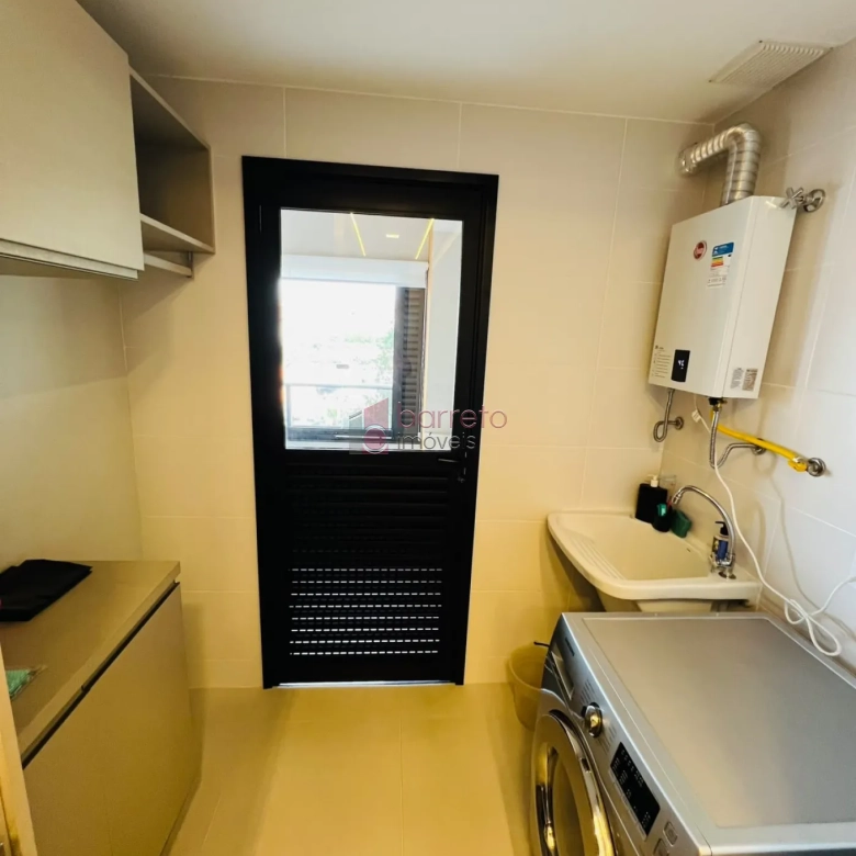 APARTAMENTO MOBILIADO PARA LOCAÇÃO NO CONDOMÍNIO ODEON – JUNDIAÍ/SP