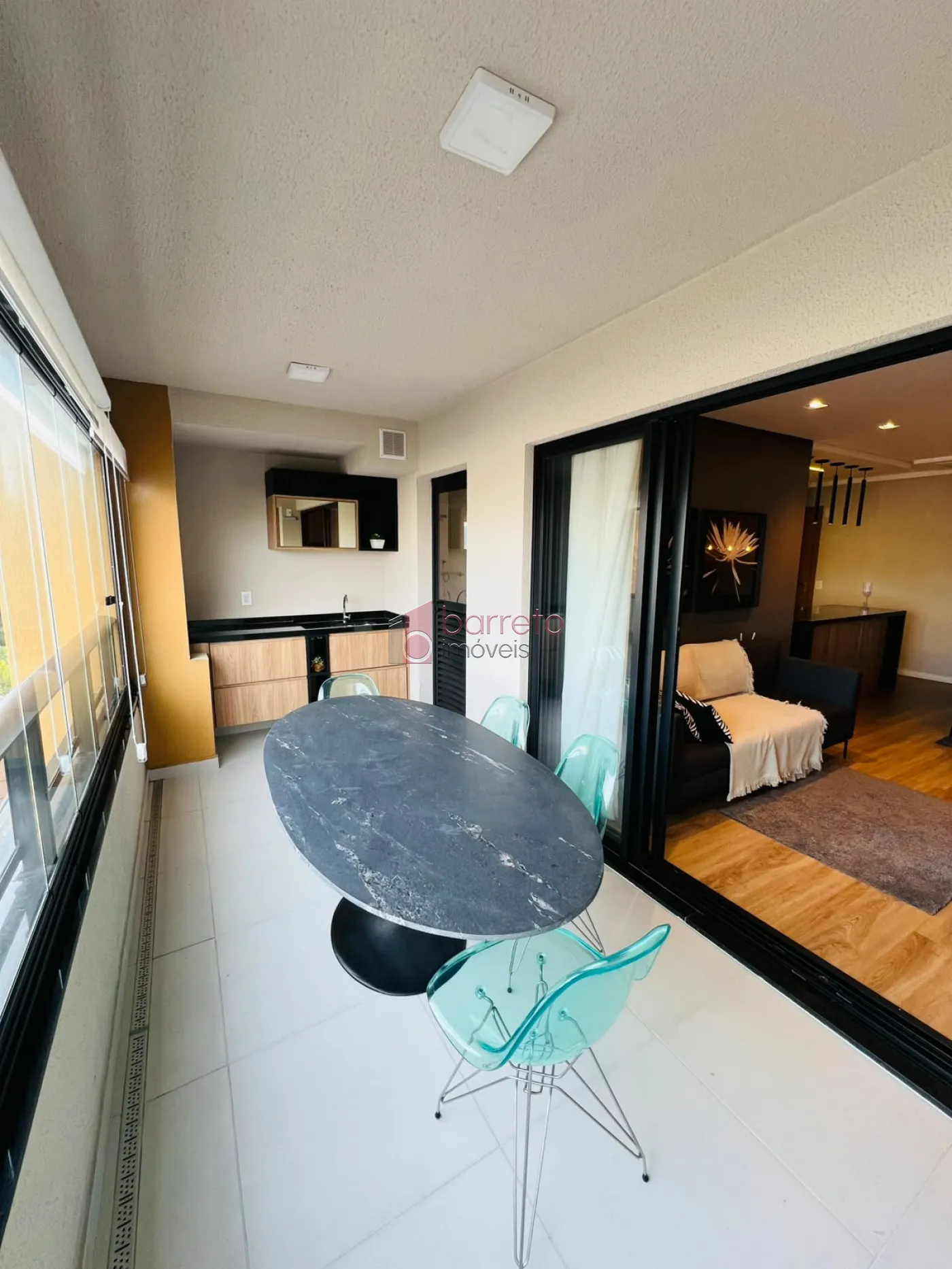 APARTAMENTO MOBILIADO PARA LOCAÇÃO NO CONDOMÍNIO ODEON – JUNDIAÍ/SP