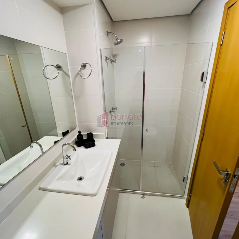 APARTAMENTO MOBILIADO PARA LOCAÇÃO NO CONDOMÍNIO ODEON – JUNDIAÍ/SP