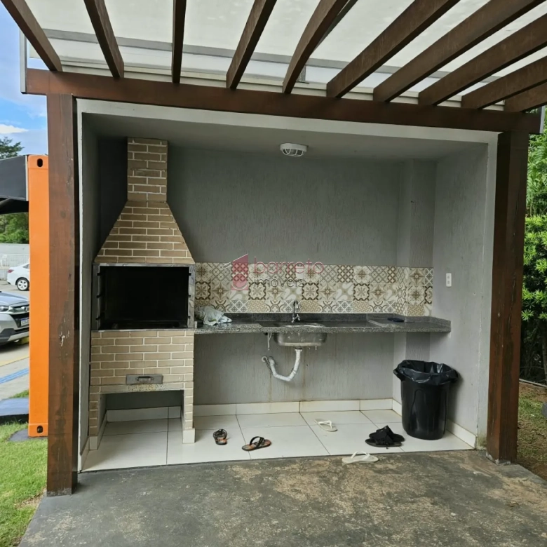 APARTAMENTO SEMI MOBILIADO PARA LOCAÇÃO NO CONDOMÍNIO TULIPAS GARDEN RESIDENCE – JUNDIAÍ/SP