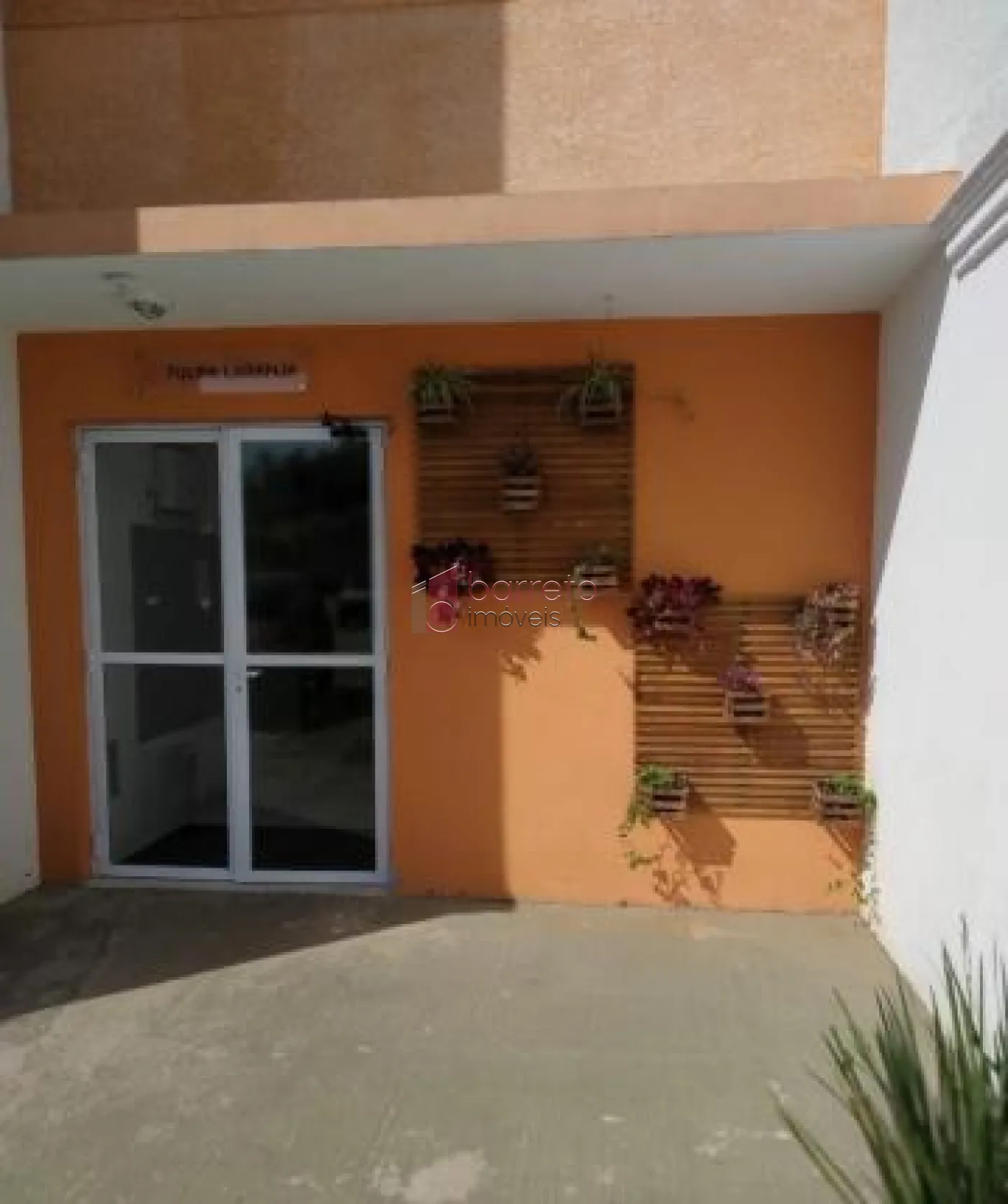 APARTAMENTO SEMI MOBILIADO PARA LOCAÇÃO NO CONDOMÍNIO TULIPAS GARDEN RESIDENCE – JUNDIAÍ/SP