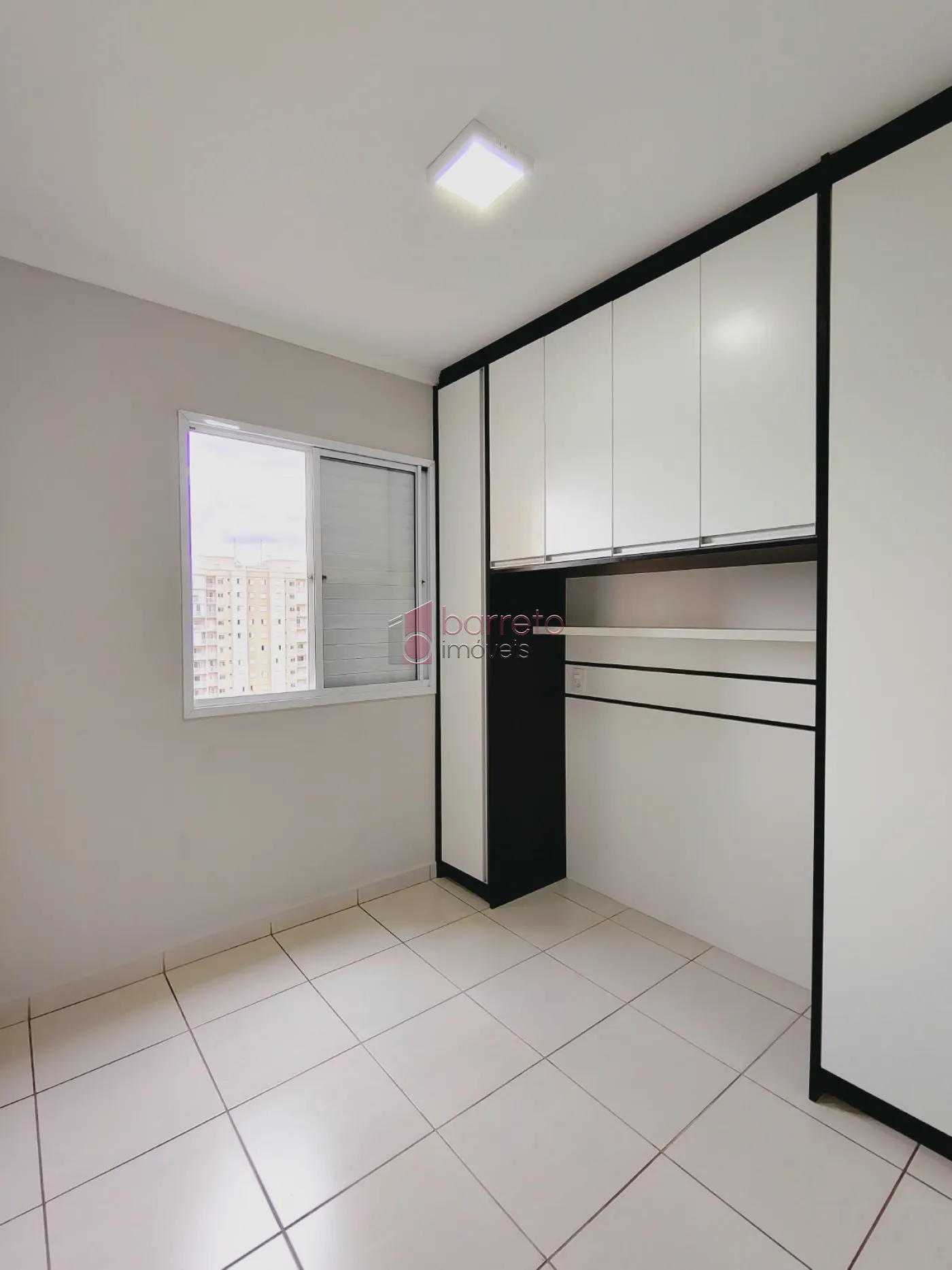 APARTAMENTO À VENDA NO CONDOMÍNIO VISTA PARK EM JUNDIAÍ/SP