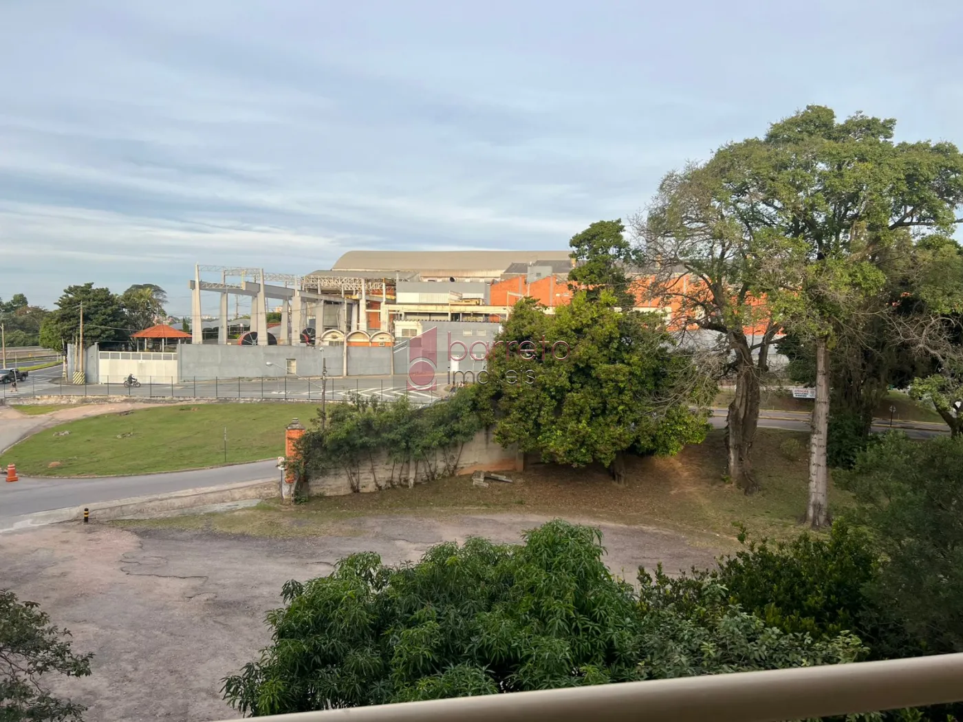 APARTAMENTO À VENDA NO CONDOMÍNIO DAS ÁGUAS – RESIDENCIAL ANCHIETA – JUNDIAÍ/SP