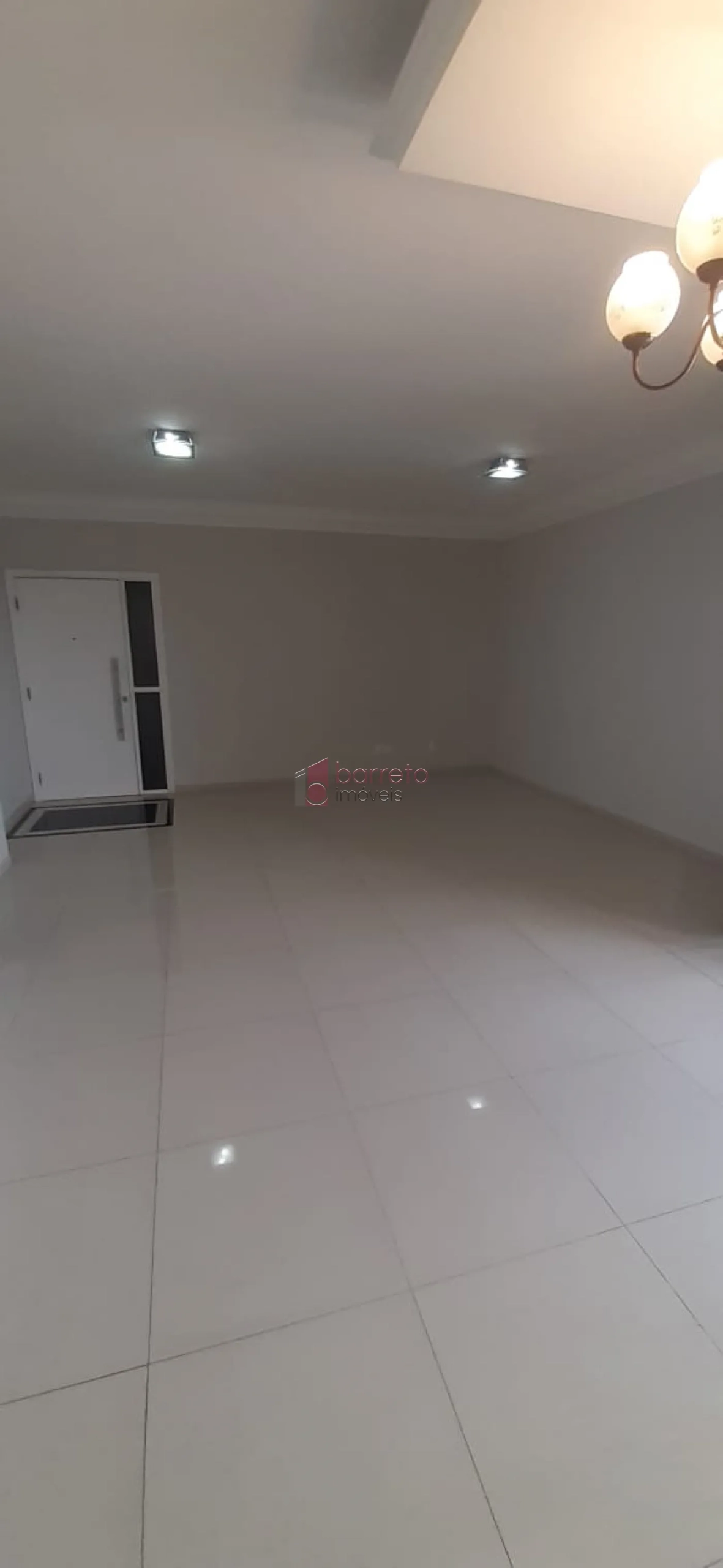 APARTAMENTO À VENDA NO EDIFÍCIO GRANDE AVENIDA NO BAIRRO VILA PROGRESSO EM JUNDIAÍ/SP