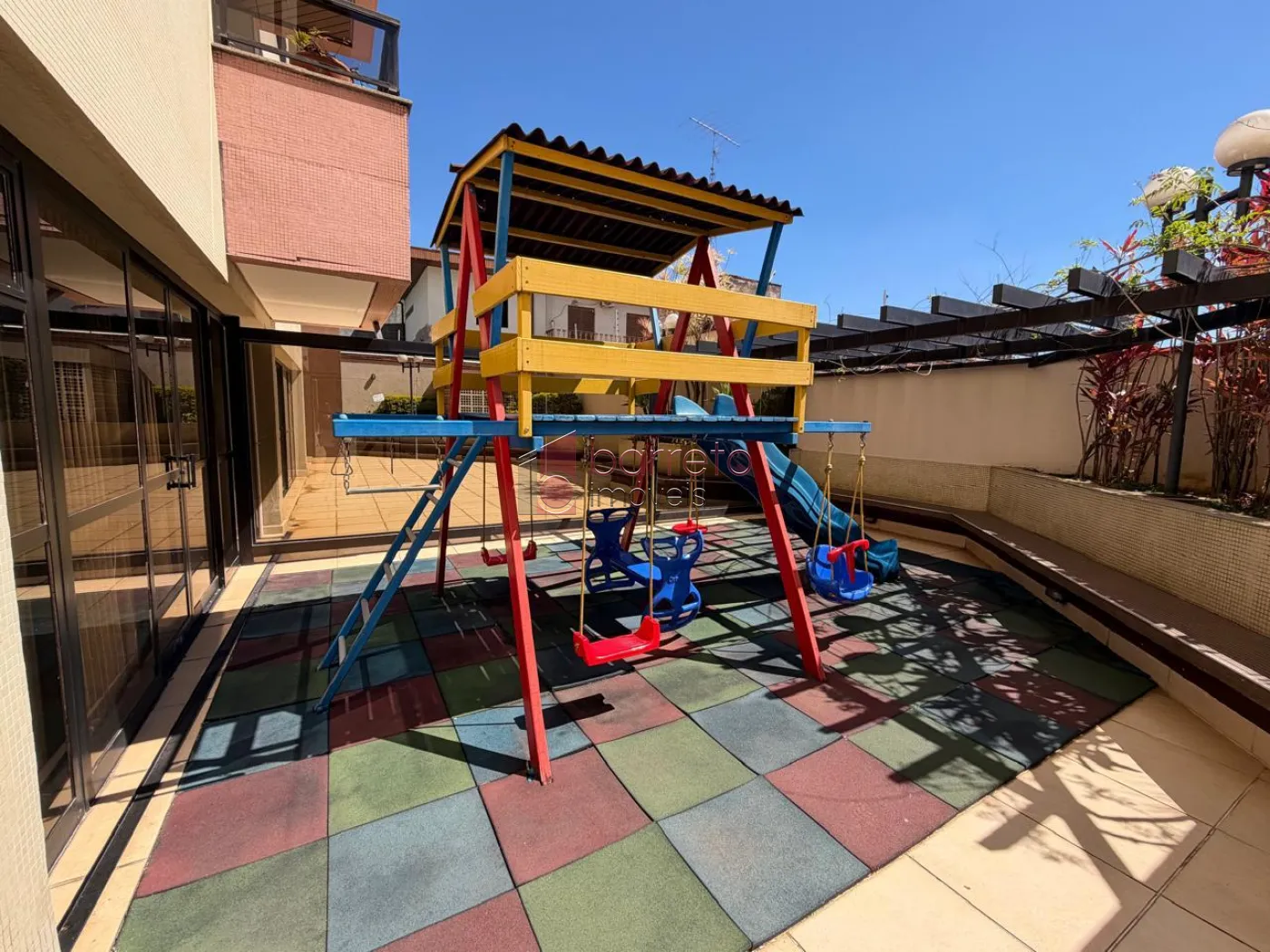 APARTAMENTO À VENDA NO EDIFÍCIO GRANDE AVENIDA NO BAIRRO VILA PROGRESSO EM JUNDIAÍ/SP