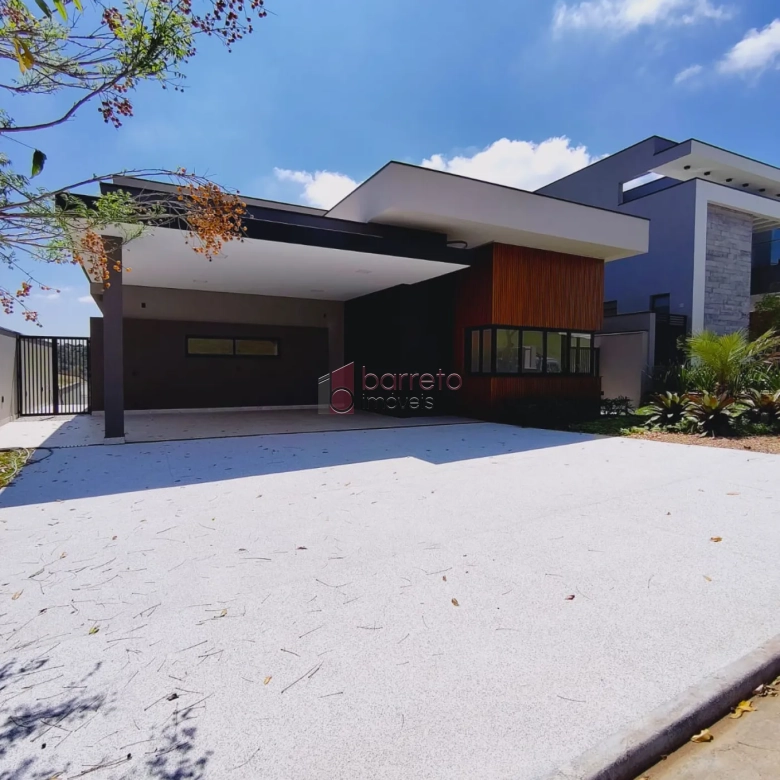 CASA À VENDA NO CONDOMÍNIO ALPHAVILLE 1 EM JUNDIAÍ/SP