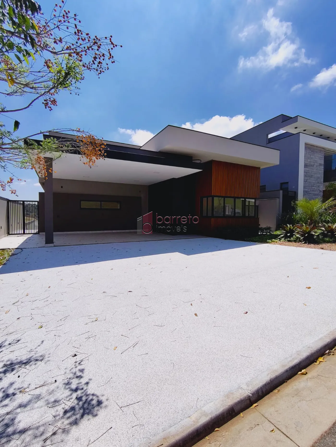 CASA À VENDA NO CONDOMÍNIO ALPHAVILLE 1 EM JUNDIAÍ/SP