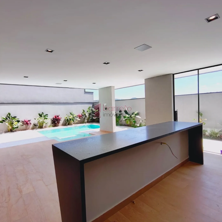 CASA À VENDA NO CONDOMÍNIO ALPHAVILLE 1 EM JUNDIAÍ/SP