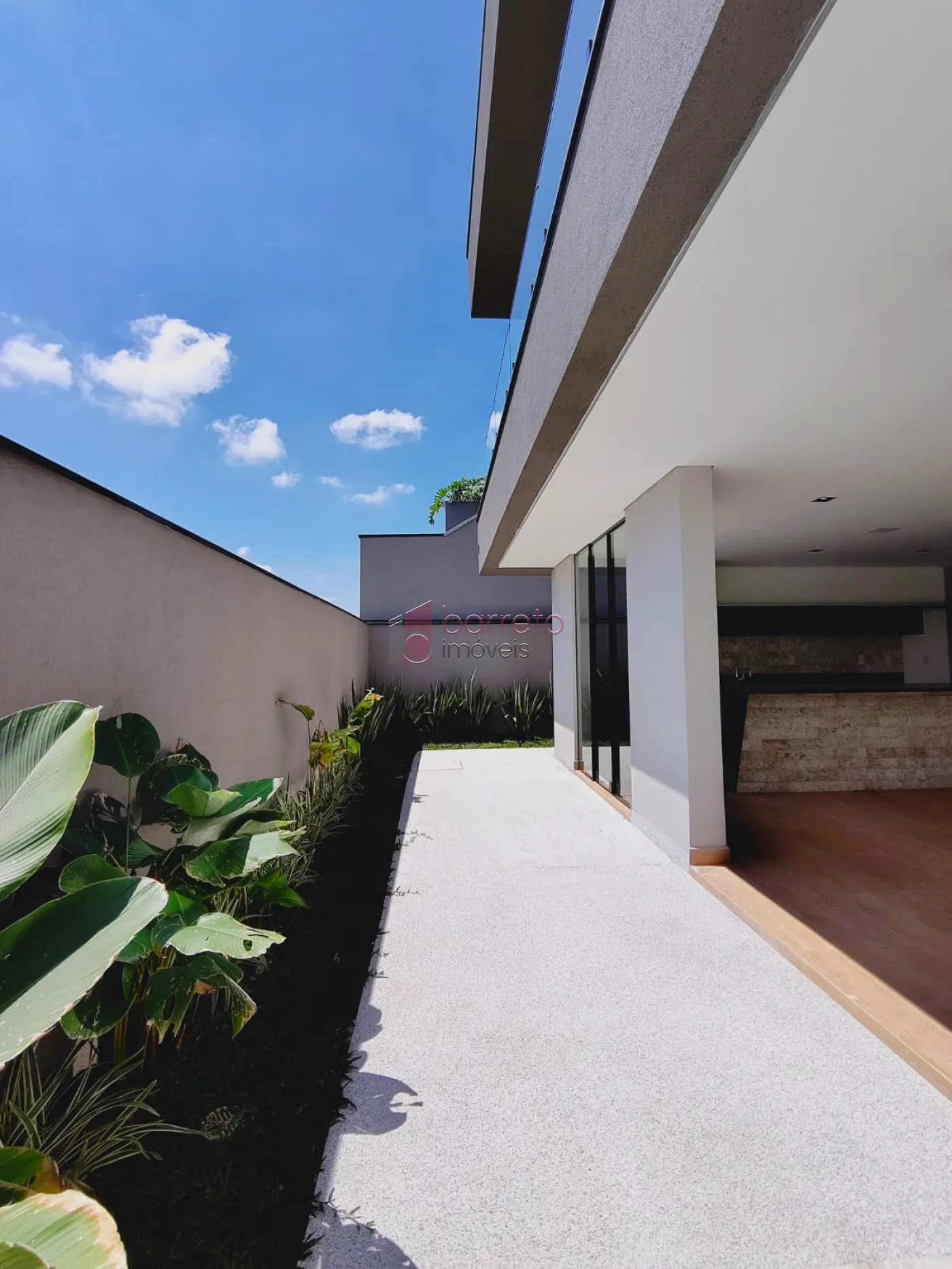 CASA À VENDA NO CONDOMÍNIO ALPHAVILLE 1 EM JUNDIAÍ/SP