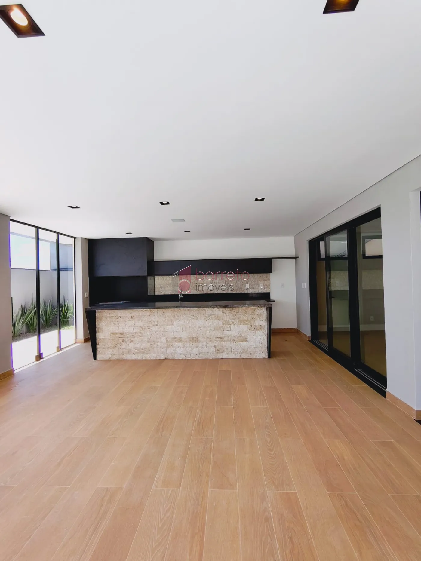 CASA À VENDA NO CONDOMÍNIO ALPHAVILLE 1 EM JUNDIAÍ/SP