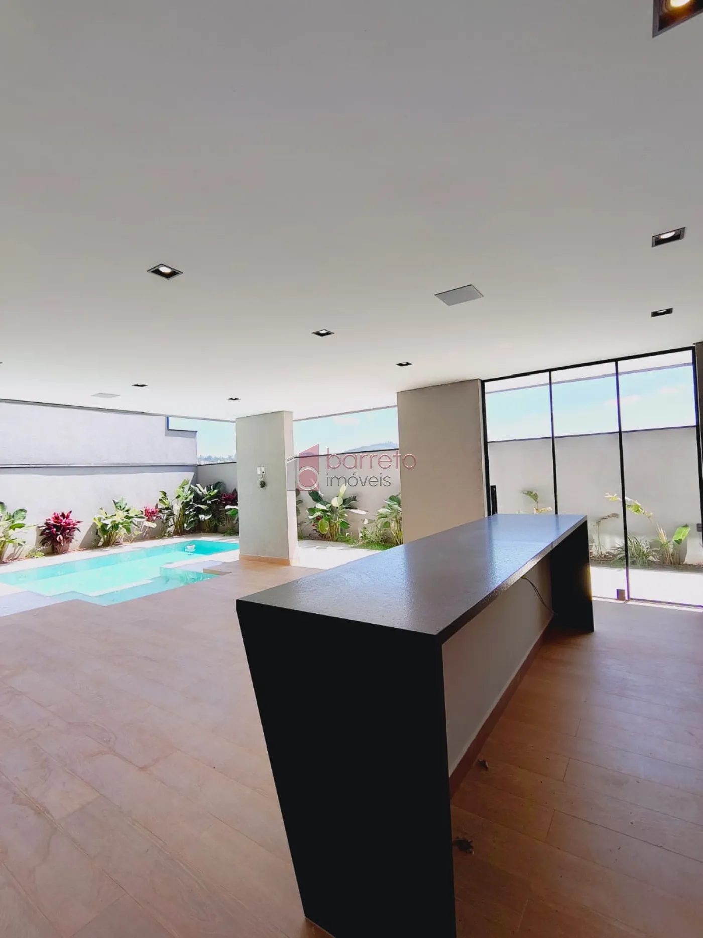 CASA À VENDA NO CONDOMÍNIO ALPHAVILLE 1 EM JUNDIAÍ/SP