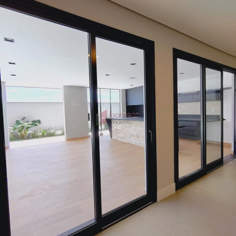 CASA À VENDA NO CONDOMÍNIO ALPHAVILLE 1 EM JUNDIAÍ/SP